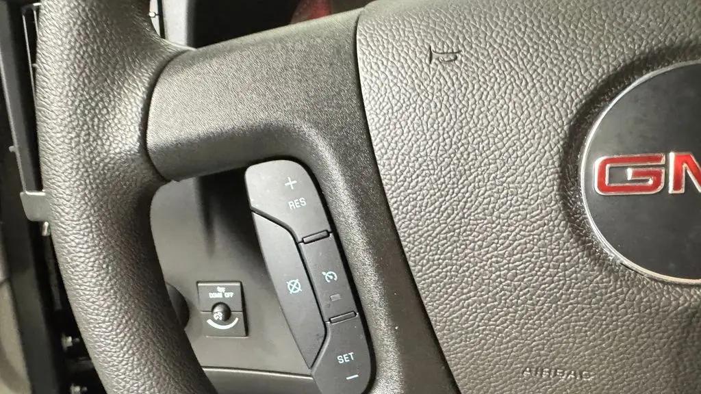 2025 GMC Savana LT 2500