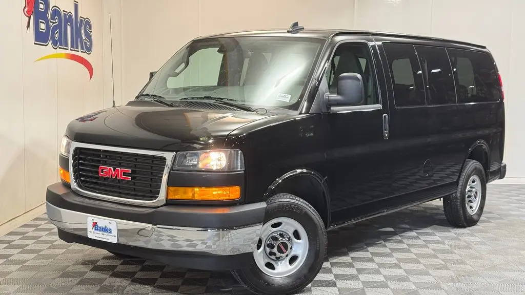 2025 GMC Savana LT 2500