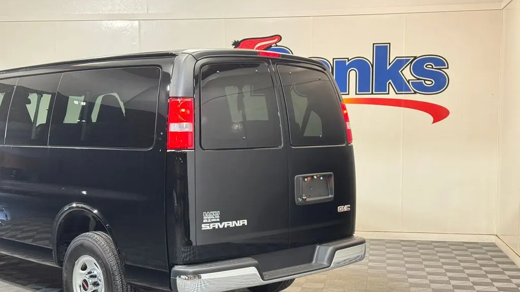 2025 GMC Savana LT 2500