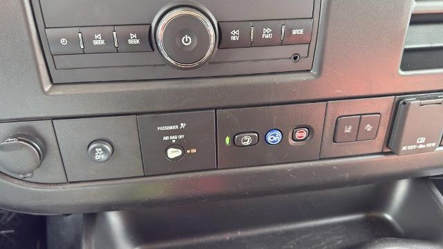 2025 GMC Savana LT 3500