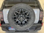 2024 Hummer EV SUV Thumbnail 10