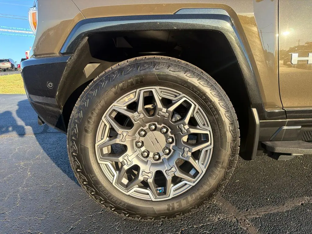 2024 GMC Hummer Ev Suv - $69,990