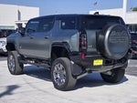 2024 Hummer EV SUV Thumbnail 6