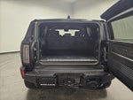 2024 Hummer EV SUV Thumbnail 14