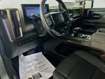 2024 Hummer EV SUV Thumbnail 9