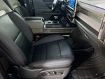 2024 Hummer EV SUV Thumbnail 29