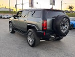 2024 Hummer EV SUV Thumbnail 8