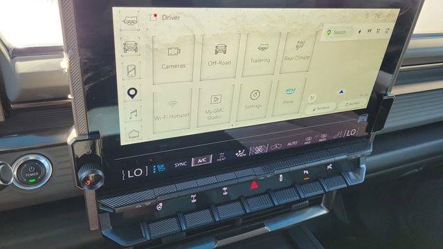 2024 GMC HUMMER EV SUV 3X