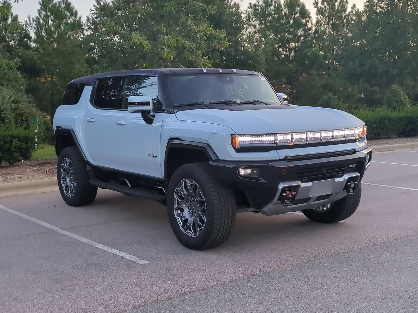 2025 GMC Hummer Ev Suv - $69,737