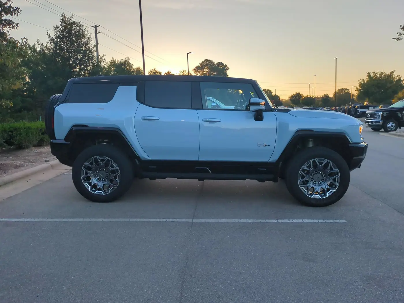 2025 GMC Hummer Ev Suv - $69,737