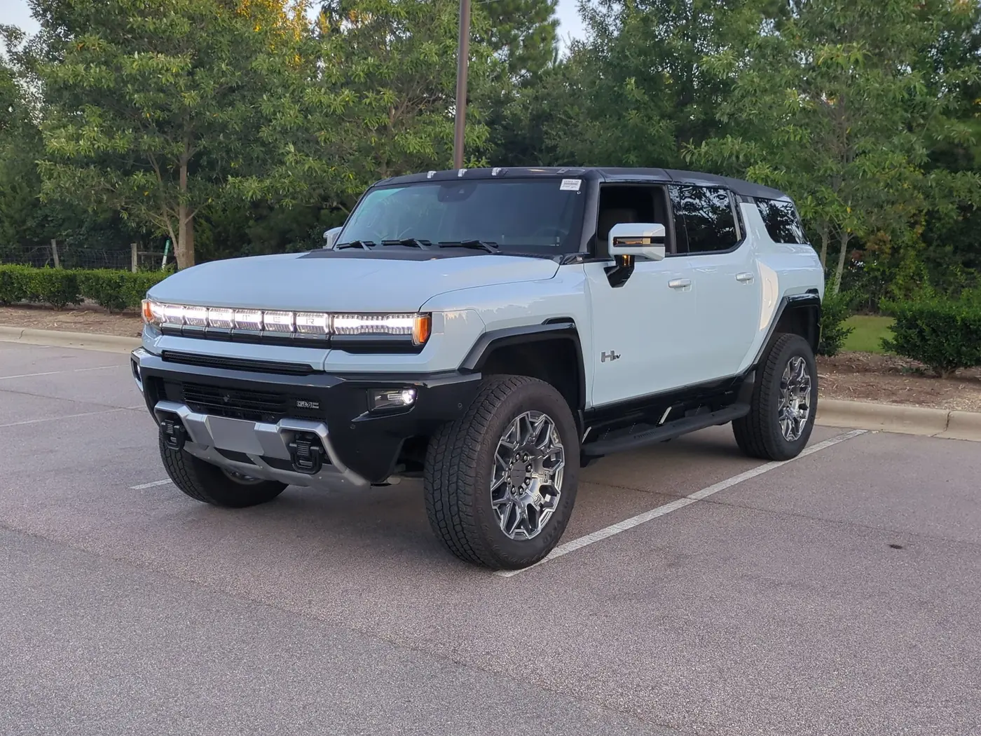 2025 GMC Hummer Ev Suv - $69,737