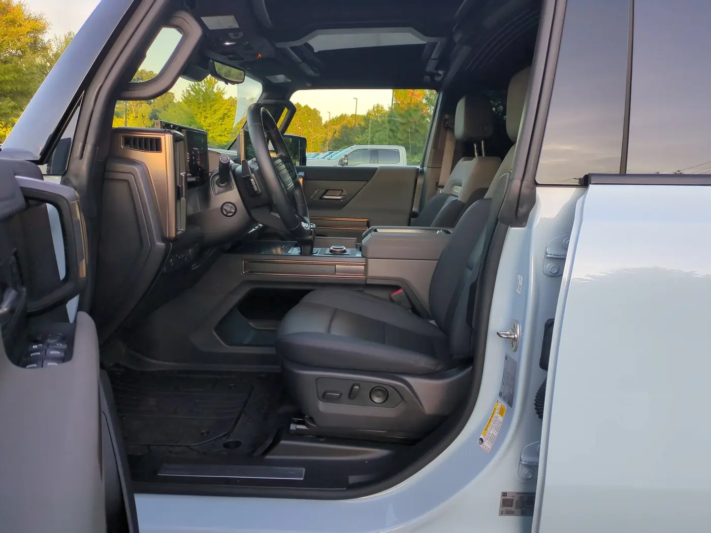 2025 GMC Hummer Ev Suv - $69,737