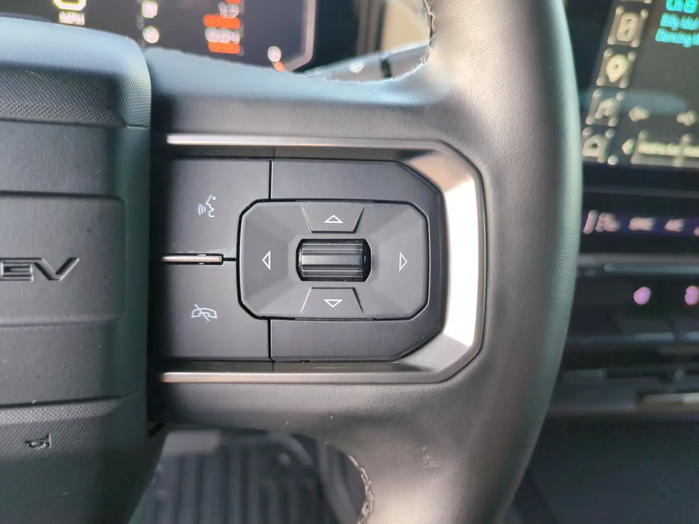 2025 GMC Hummer Ev Suv - $69,737