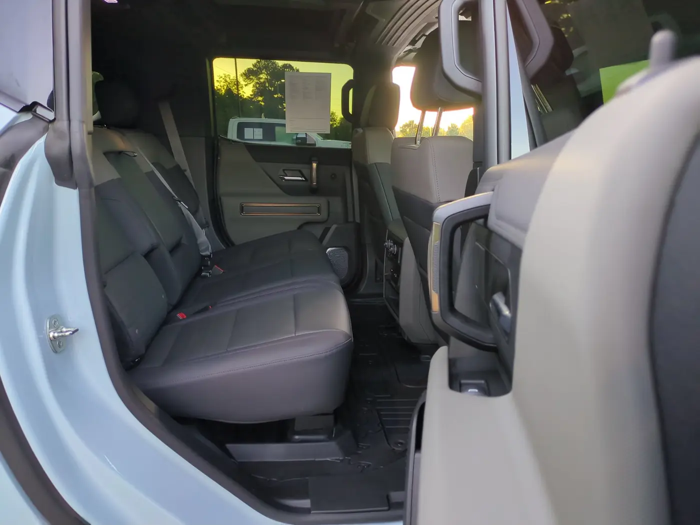2025 GMC Hummer Ev Suv - $69,737