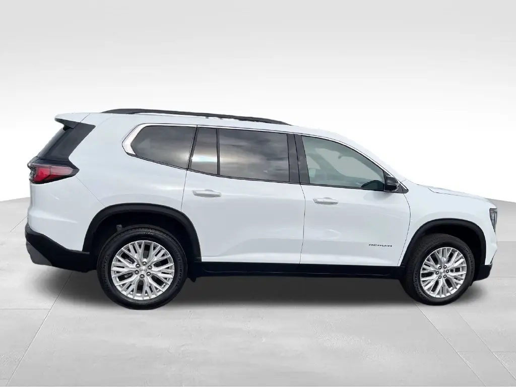 2026 GMC Acadia - $41,400