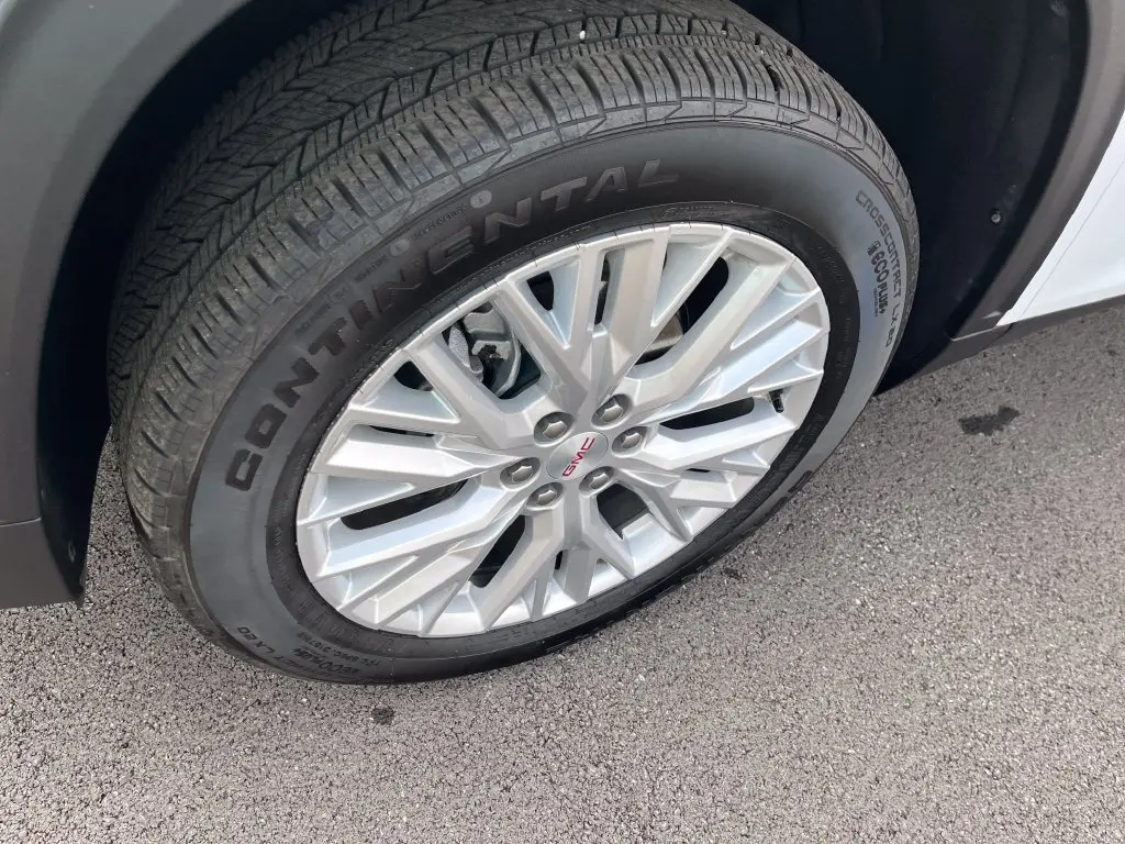 2026 GMC Acadia - $41,400