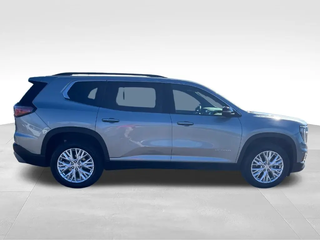 2026 GMC Acadia - $39,400