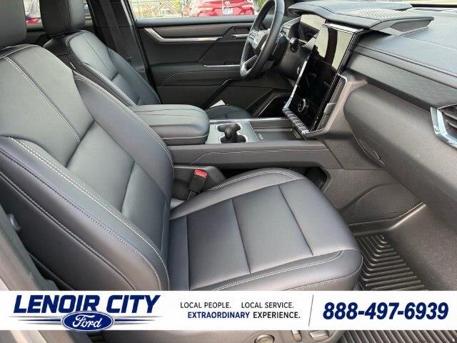 2026 GMC Acadia - $43,900