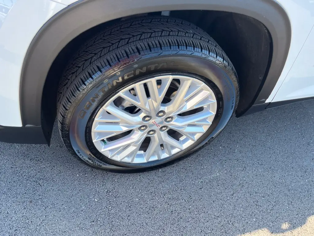 2026 GMC Acadia - $40,400