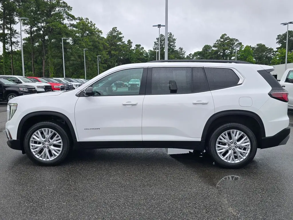 2026 GMC Acadia - $41,872