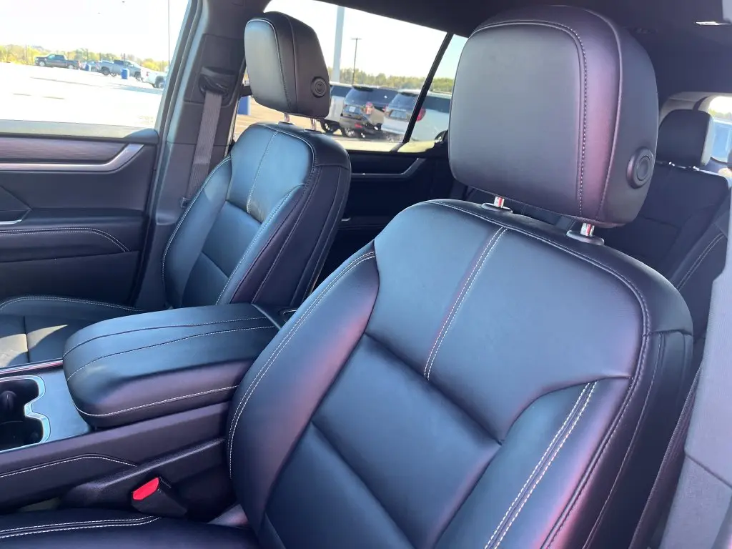 2026 GMC Acadia - $40,400