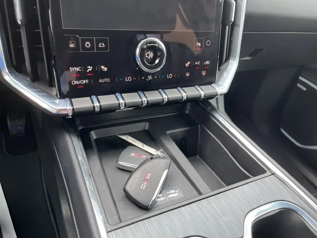 2026 GMC Acadia - $40,400