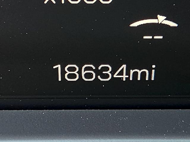 2026 GMC Acadia - $39,100