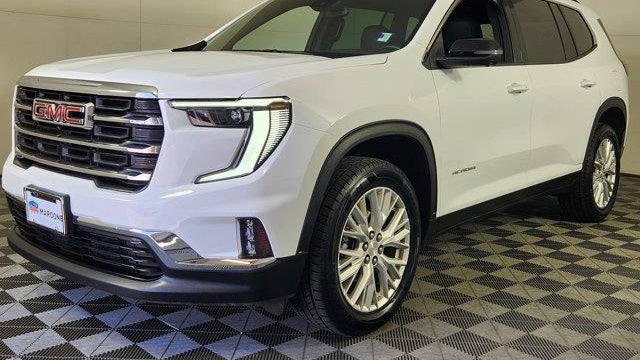 2024 GMC Acadia Elevation