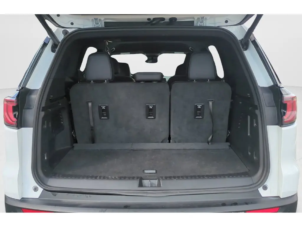2026 GMC Acadia - $37,999