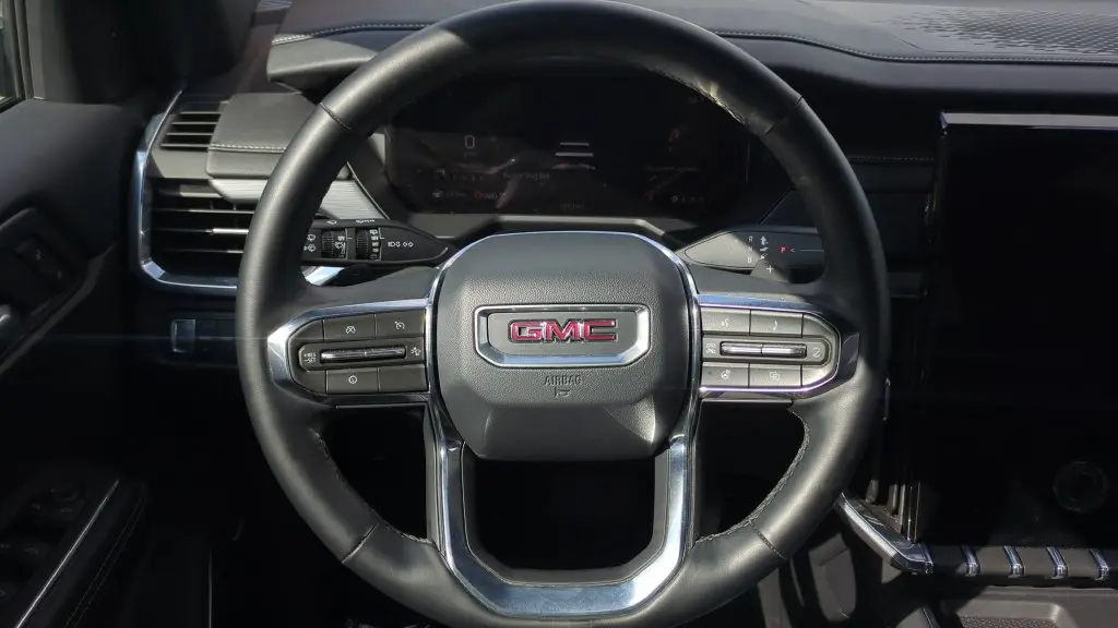 2026 GMC Acadia - $37,999