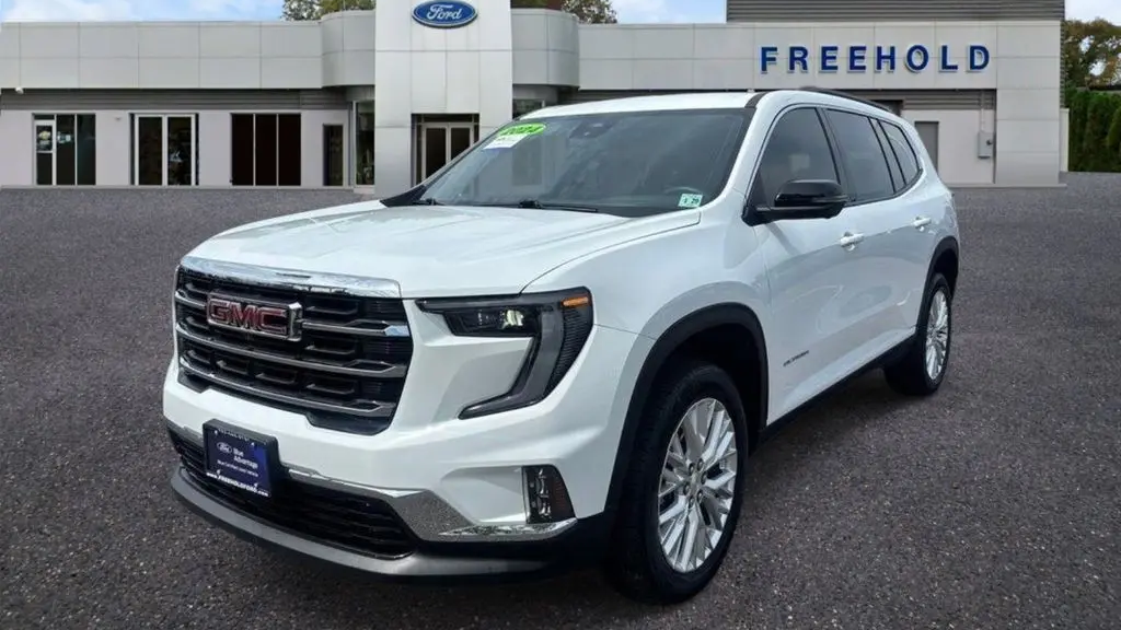 2024 GMC Acadia Elevation