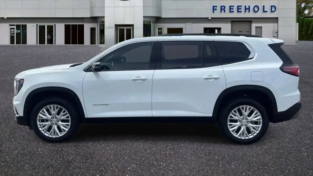 2024 GMC Acadia Elevation
