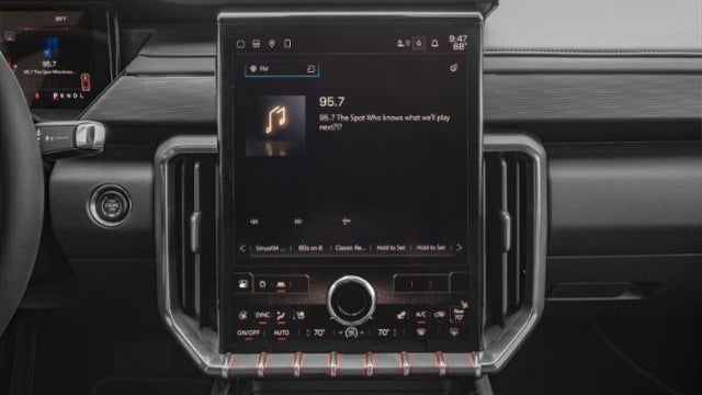 2024 GMC Acadia AT4