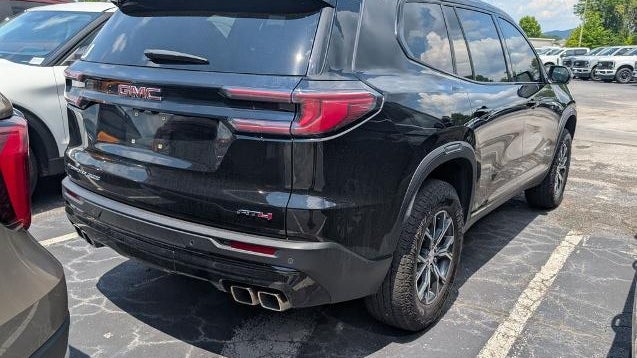 2024 GMC Acadia AT4