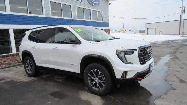 2024 GMC Acadia AT4