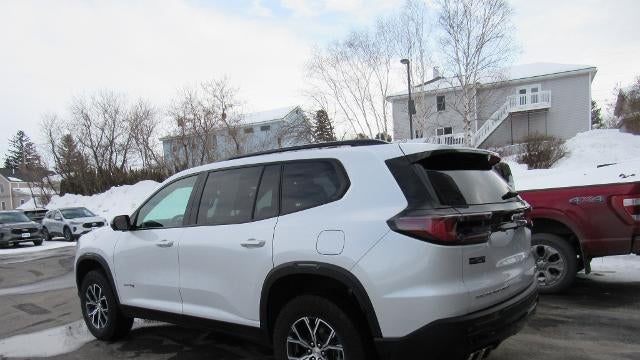2024 GMC Acadia AT4