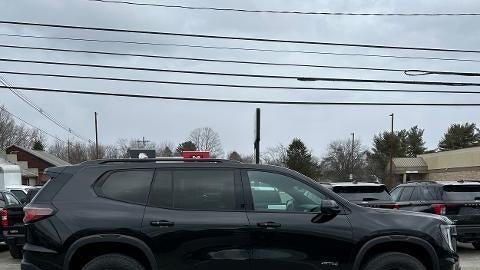 2024 GMC Acadia AT4