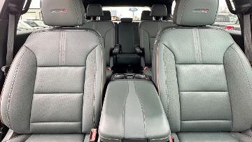 2024 GMC Acadia AT4