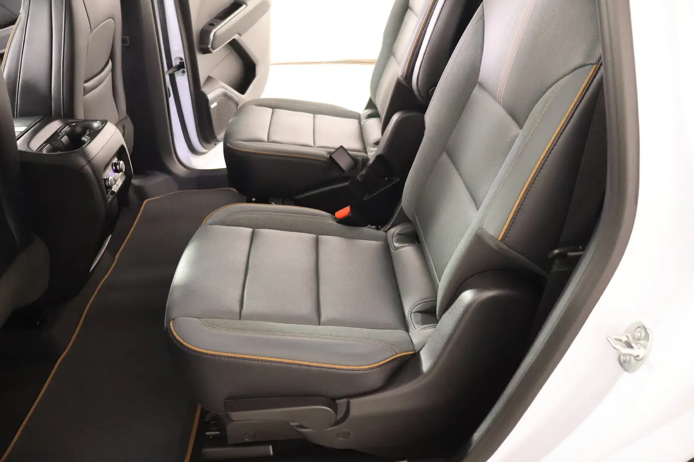 2026 GMC Acadia - $48,327