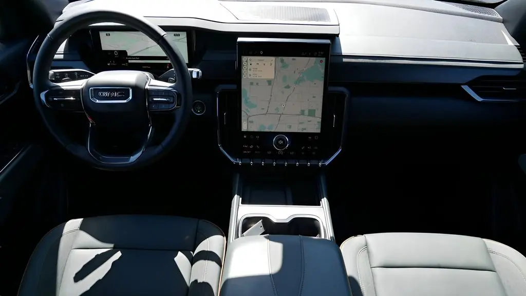 2025 GMC Acadia AT4