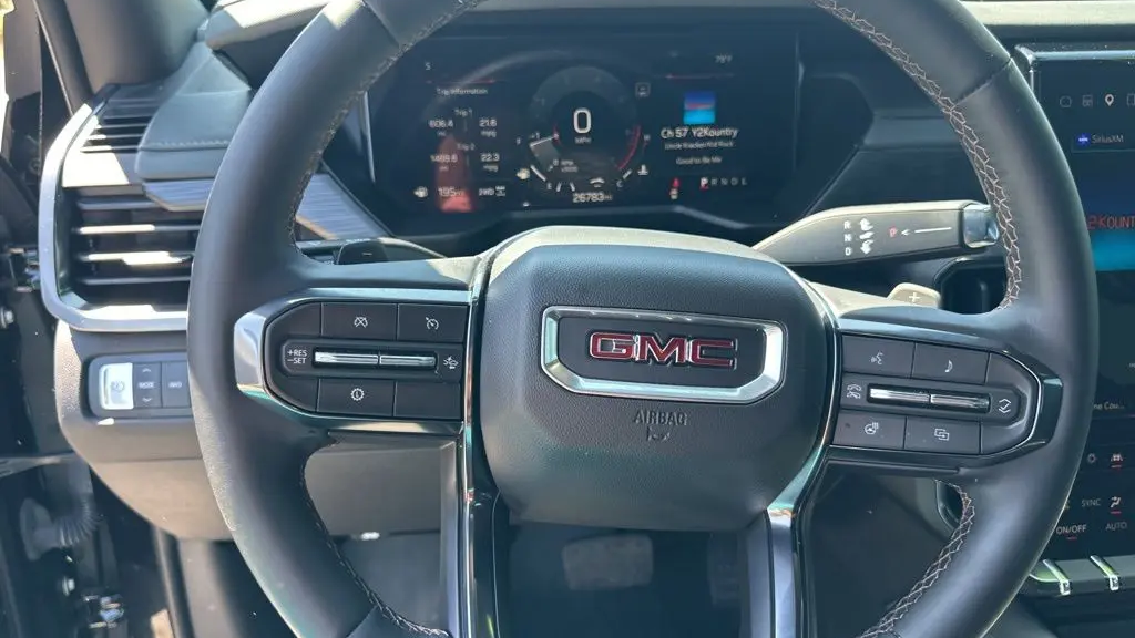 2025 GMC Acadia AT4