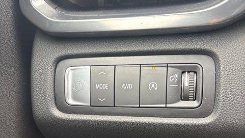 2025 GMC Acadia AT4
