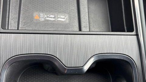 2025 GMC Acadia AT4