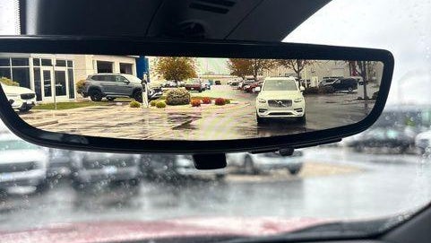 2025 GMC Acadia AT4