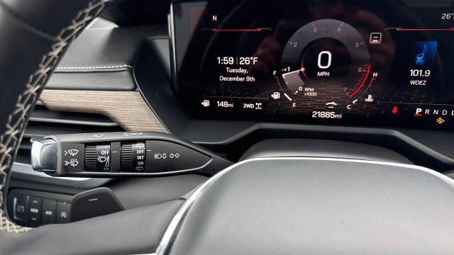 2024 GMC Acadia Denali