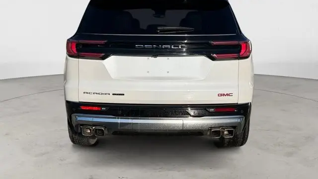 2024 GMC Acadia Denali