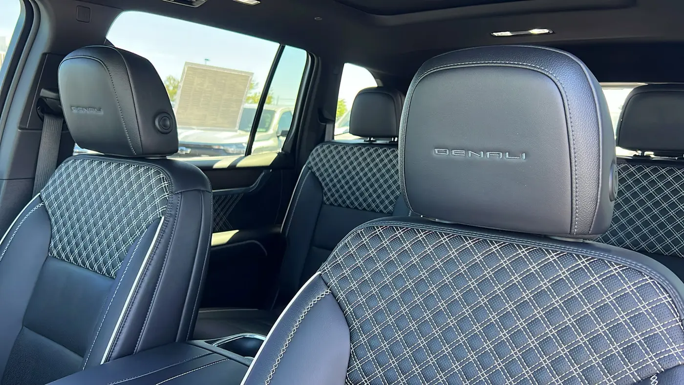 2024 GMC Acadia Denali