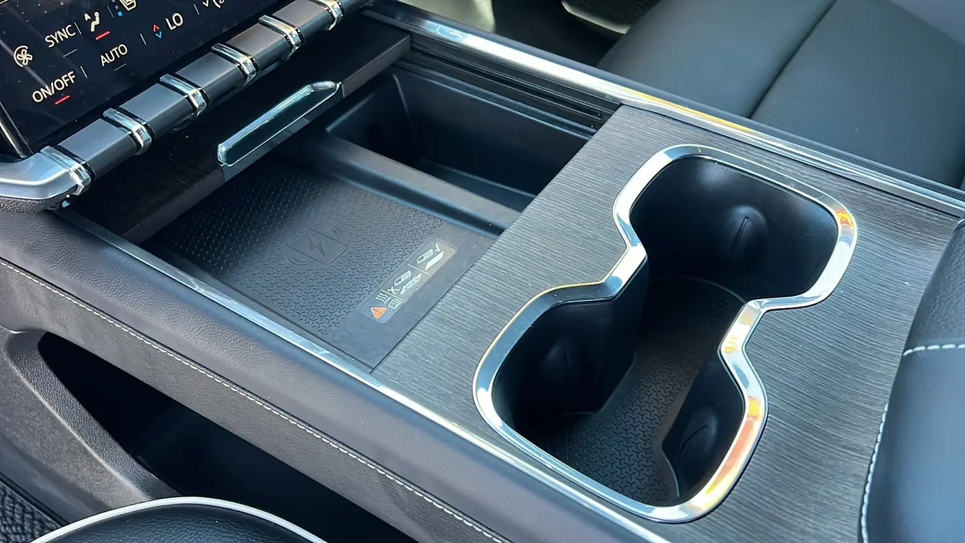 2024 GMC Acadia Denali