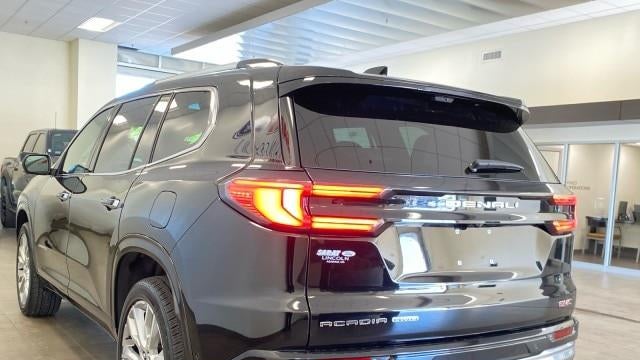 2024 GMC Acadia Denali
