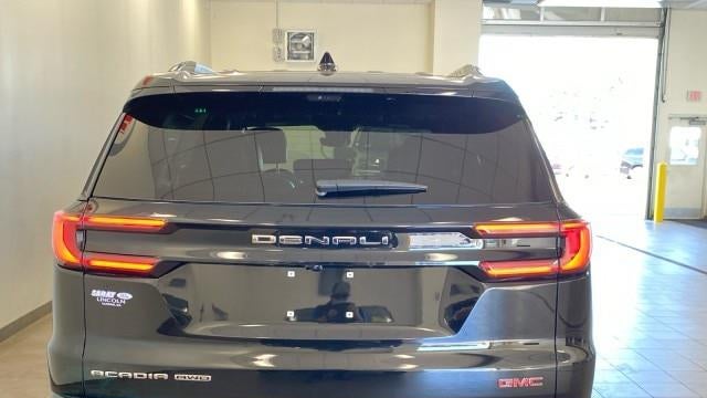 2024 GMC Acadia Denali